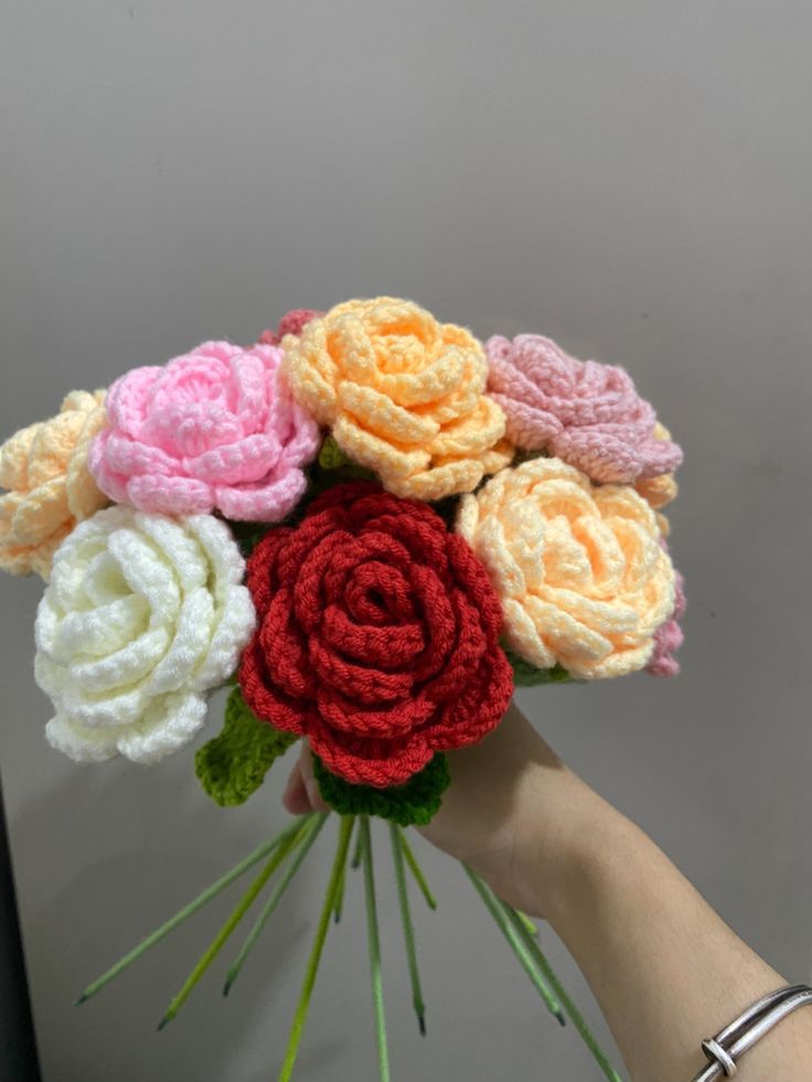 RAINBOW ROSES BOUQUET