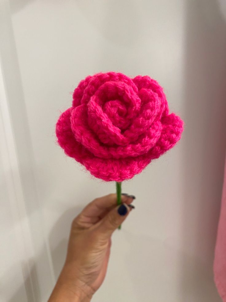 SINGLE ROSE CROCHET